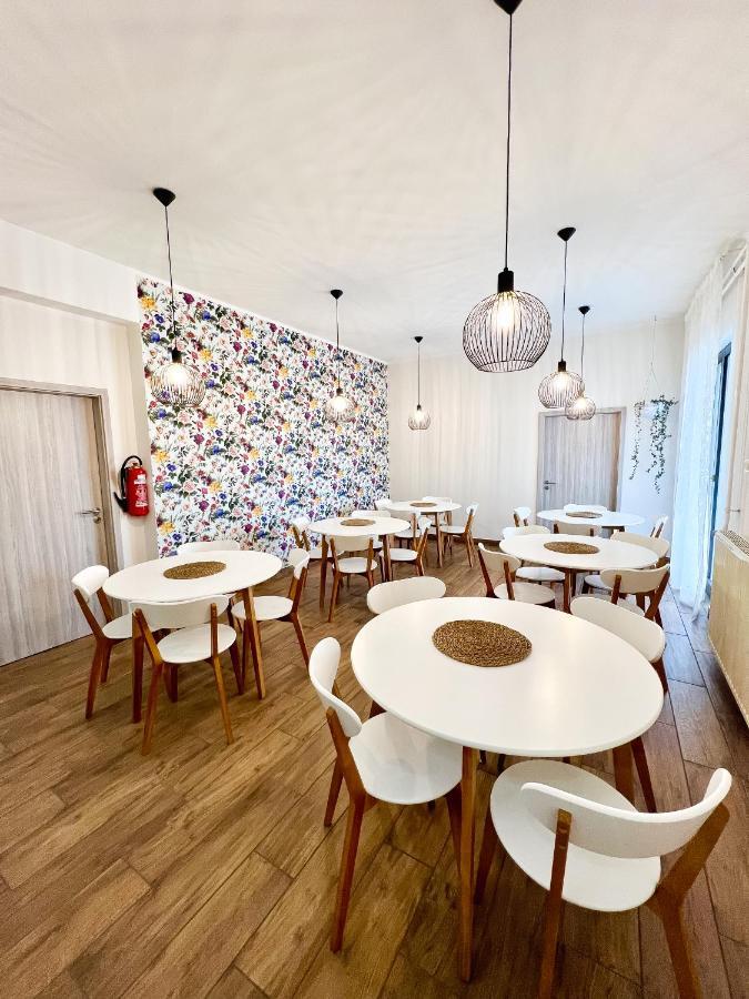 Hop House Garni Hotel Postojna Ngoại thất bức ảnh