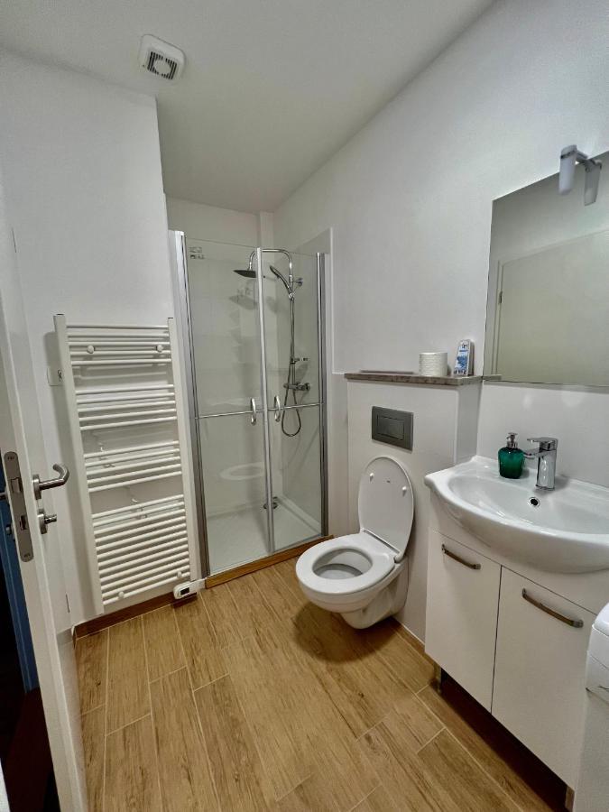 Hop House Garni Hotel Postojna Ngoại thất bức ảnh